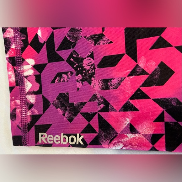 Reebok cropped yoga pants, preowned EUC size M - Picture 5 of 6